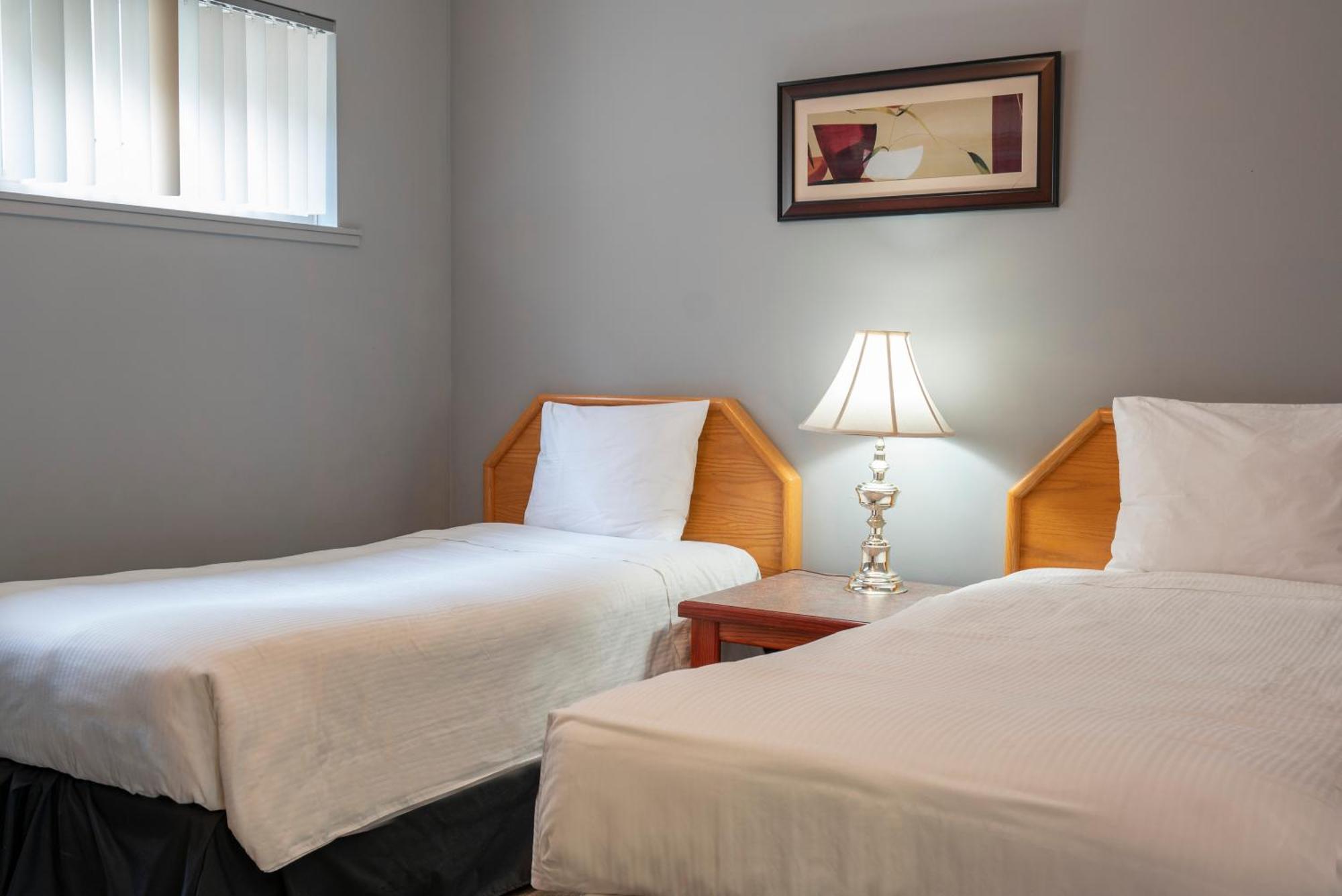 Tiki Shores Inn & Suites Πέντικτον Εξωτερικό φωτογραφία