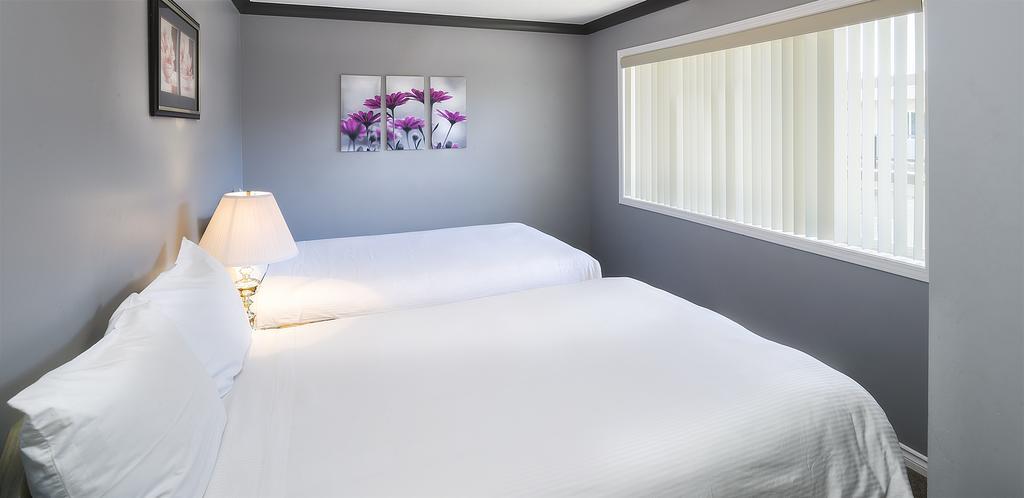 Tiki Shores Inn & Suites Πέντικτον Εξωτερικό φωτογραφία